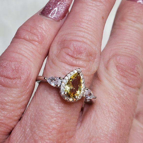 925 Silver Cz & CITRINE GEMSTONE  RING SZ 8 NWT - Picture 6 of 6